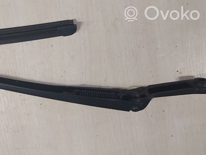 Audi Q7 4L Braccio della spazzola tergicristallo anteriore 4L1955407