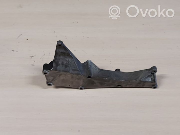 Audi A4 S4 B8 8K Supporto della valvola di raffreddamento EGR 03L131159