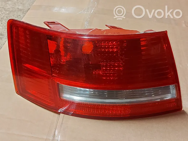 Audi A6 S6 C6 4F stikla aizmugurējie lukturi (korpuss) 084461902L