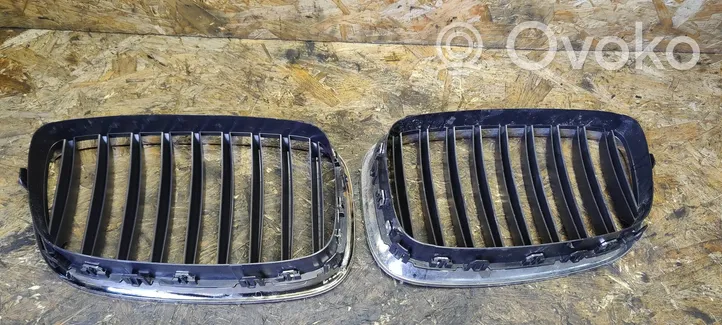 BMW 5 GT F07 Grille calandre supérieure de pare-chocs avant R51137200170