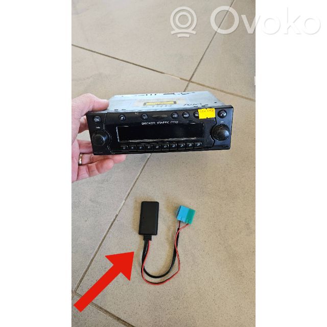 Mercedes-Benz Vito Viano W638 AUX in-socket connector 