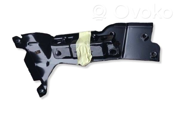 Fender mounting bracket   82A821135