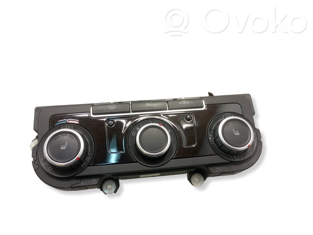 Volkswagen Golf VI Climate control unit 