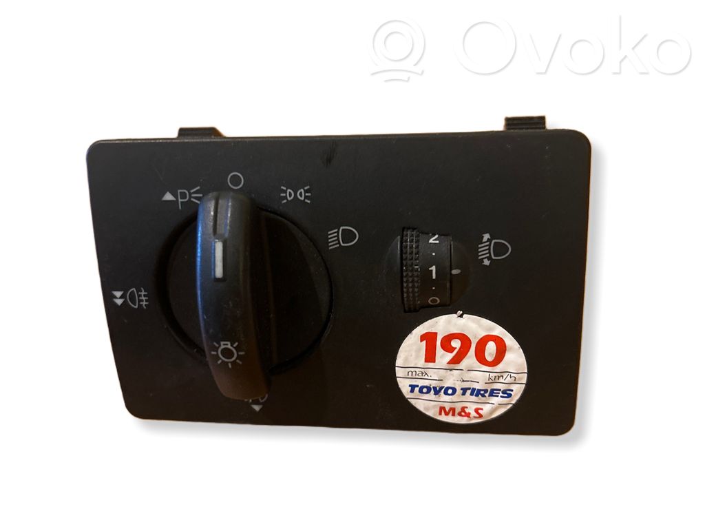 Ford Focus Light switch 