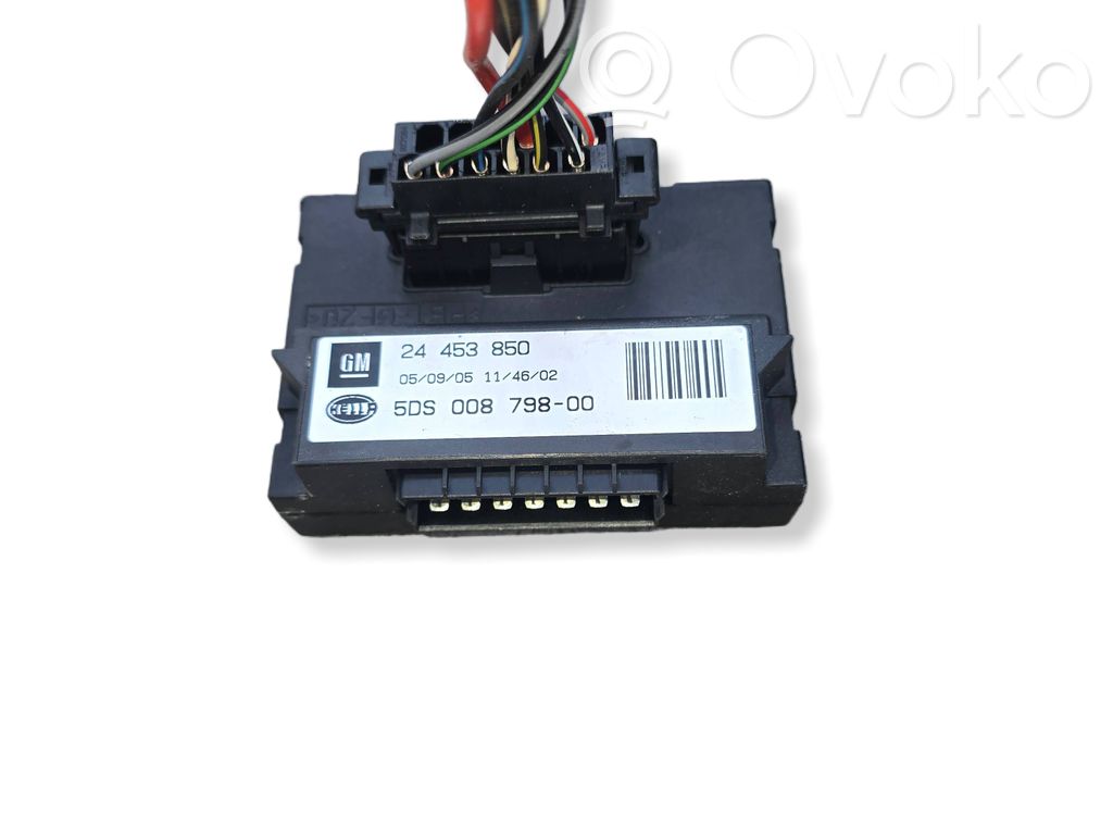 Opel Zafira B Tow bar trailer control unit/module 