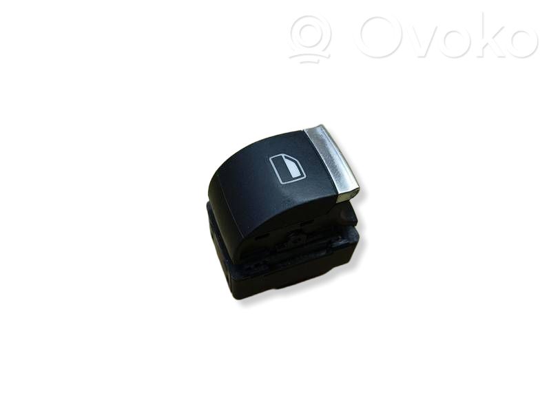 Audi A3 S3 8P Electric window control switch 
