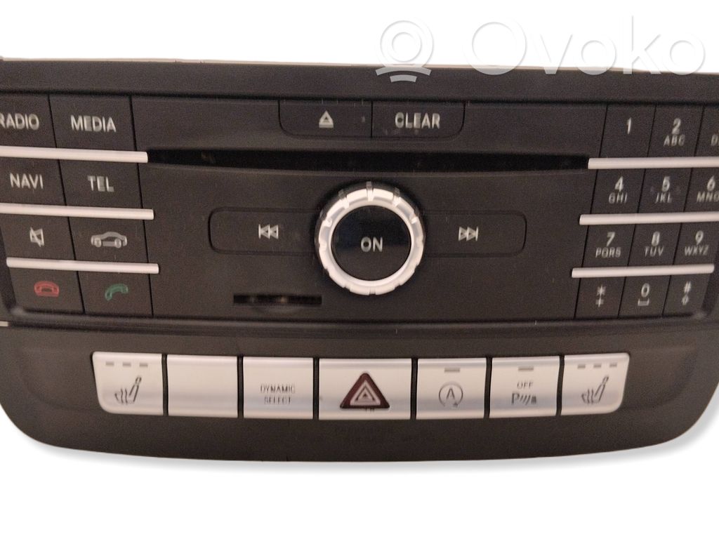 Panel / Radioodtwarzacz CD/DVD/GPS   A2469006317,2913DJ7662,PA1433F0574769,A1769022701