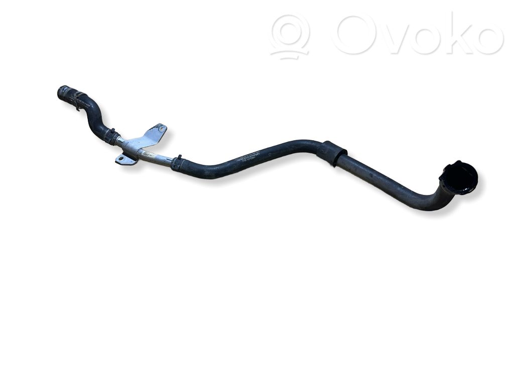 Audi Q7 4M Engine coolant pipe/hose 