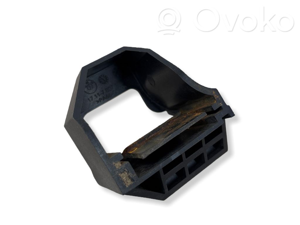 BMW 1 E81 E87 Radiator mount bracket 