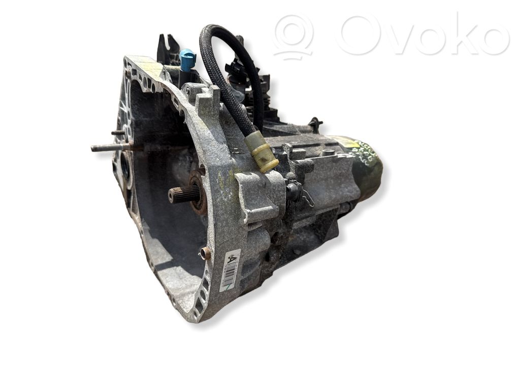 Manualna 5-biegowa skrzynia biegów   JR5316,A004815,8201106642