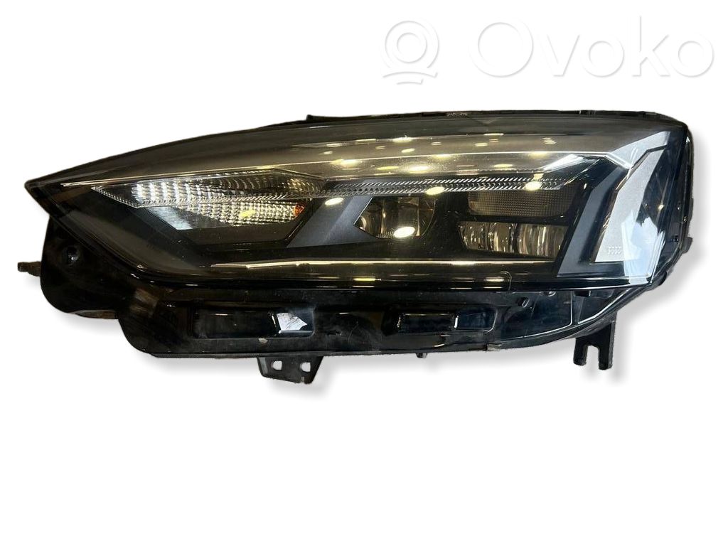 Audi A5 Headlight/headlamp 