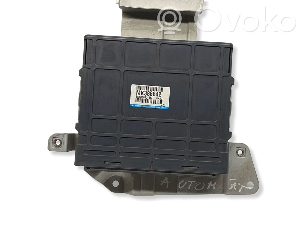 Engine control unit/module   E6T01072,MK386842