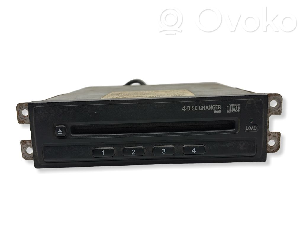Mitsubishi Pajero Zmieniarka płyt CD/DVD 