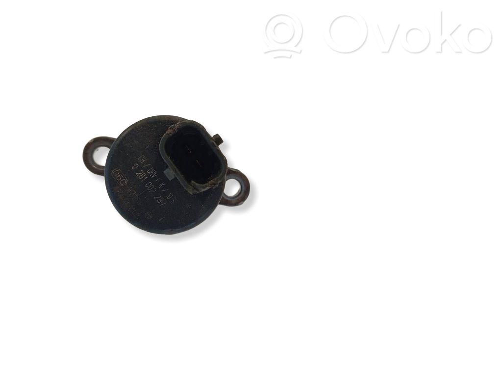 BMW 5 E39 Régulateur de pression de carburant 