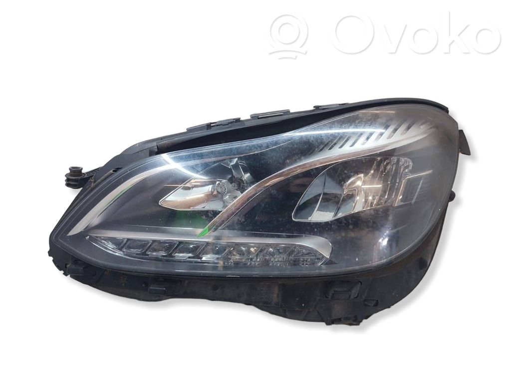 Mercedes-Benz E W212 Lampa przednia 