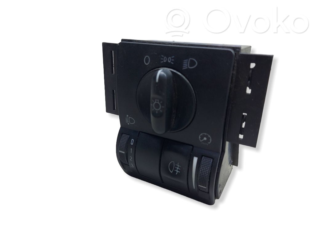 Opel Corsa C Light switch 