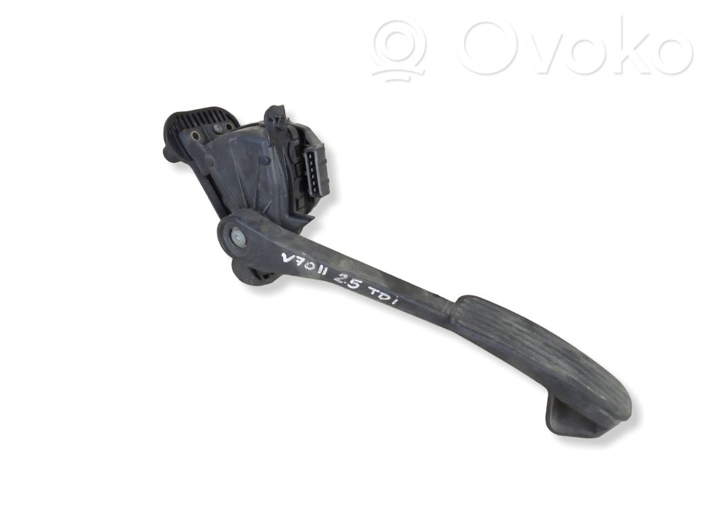 Volvo V70 Accelerator throttle pedal 