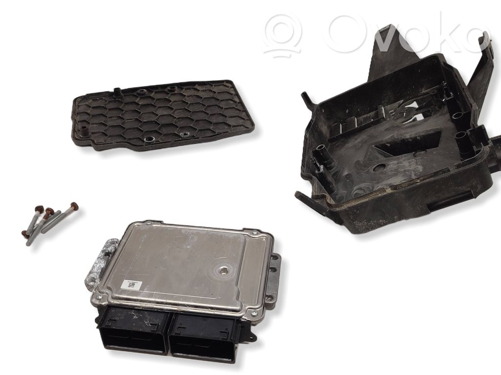 Ford Focus Engine control unit/module 