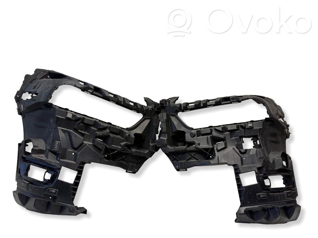 BMW X7 G07 Soporte del parachoques delantero 