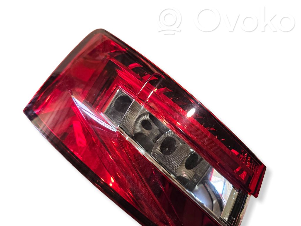 Skoda Superb B8 (3V) Lampa tylna 