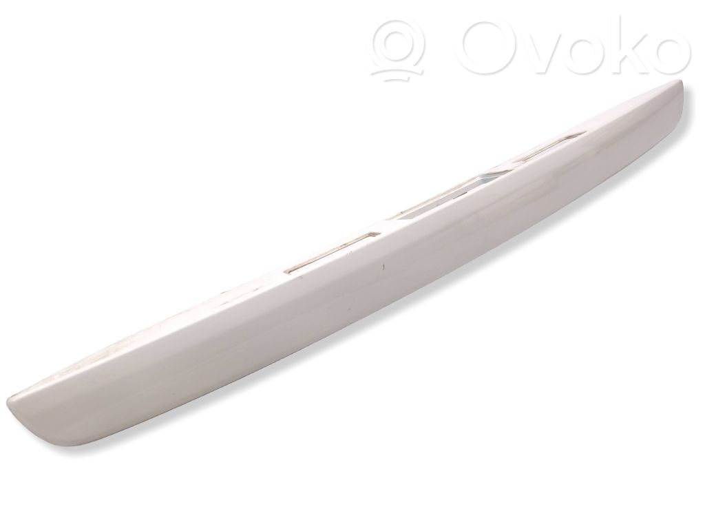 Porsche Cayenne (92A) Tailgate trim 