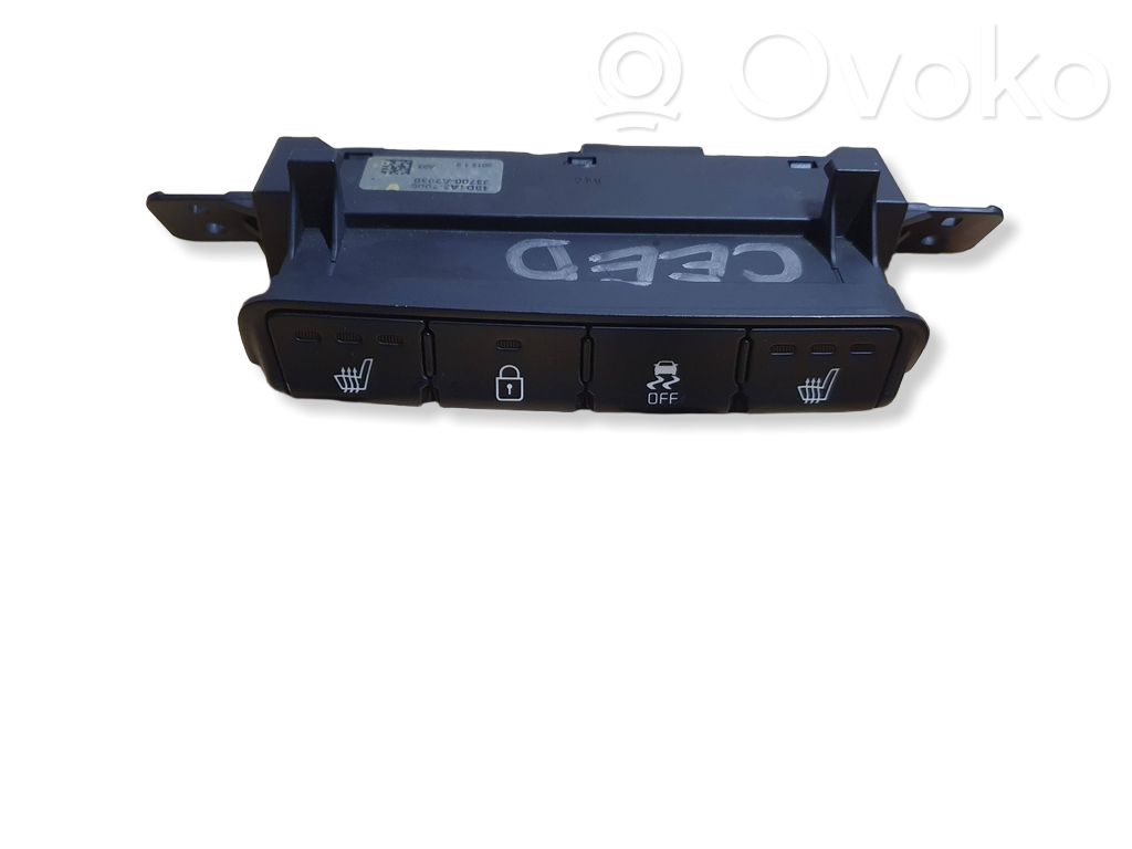 Seat heating relay