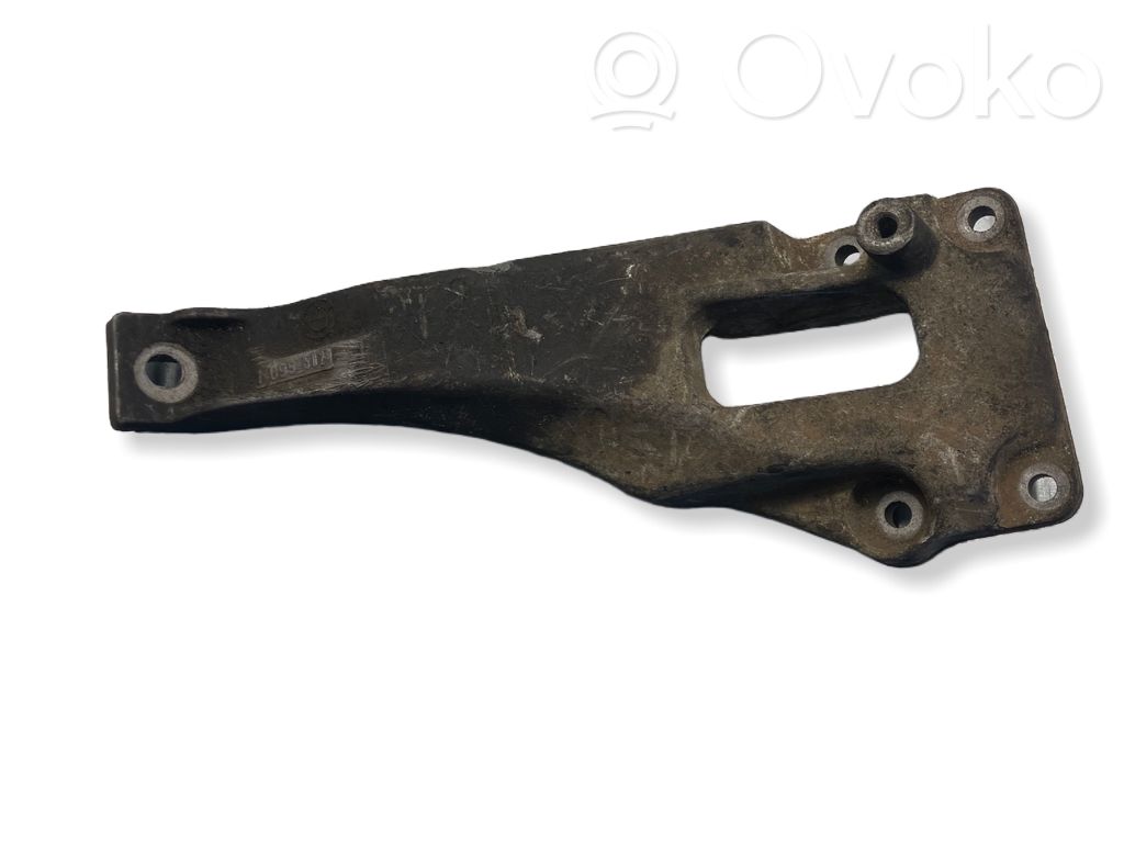 BMW 7 E38 Engine mounting bracket 