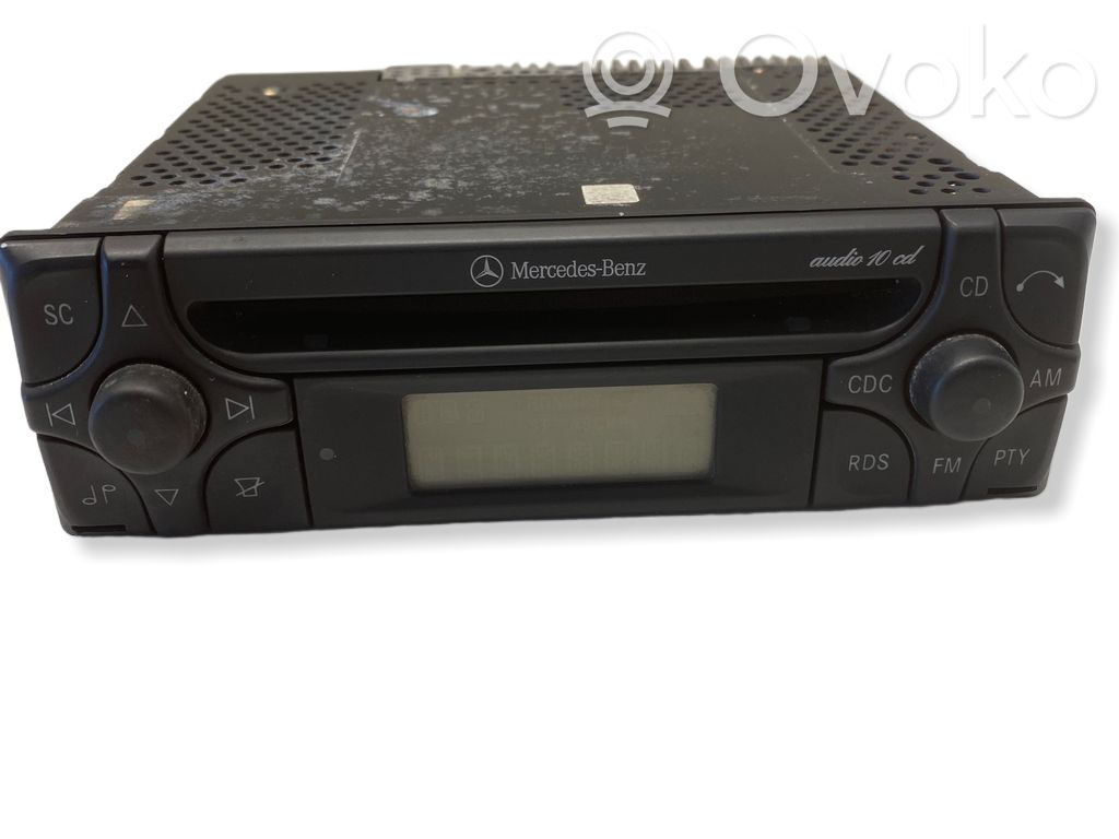 Mercedes-Benz Vito Viano W638 Panel / Radioodtwarzacz CD/DVD/GPS 