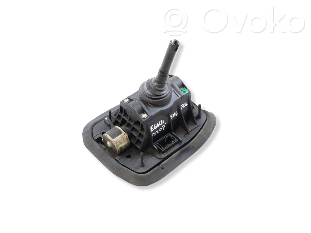BMW 5 E60 E61 Gear shifter/selector 