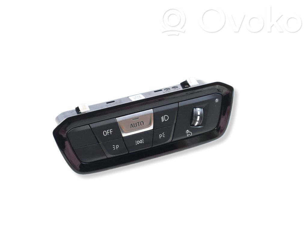 BMW M2 G87 Light switch 