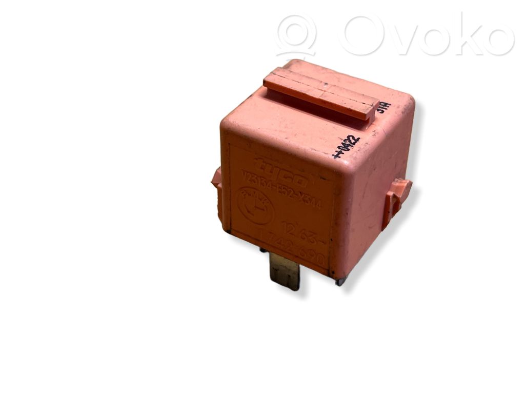 BMW 3 E46 Other relay 