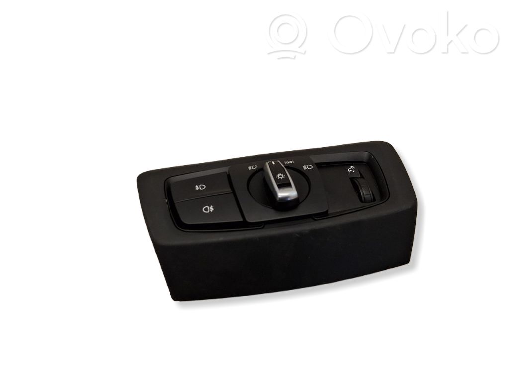 BMW 2 F46 Light switch 