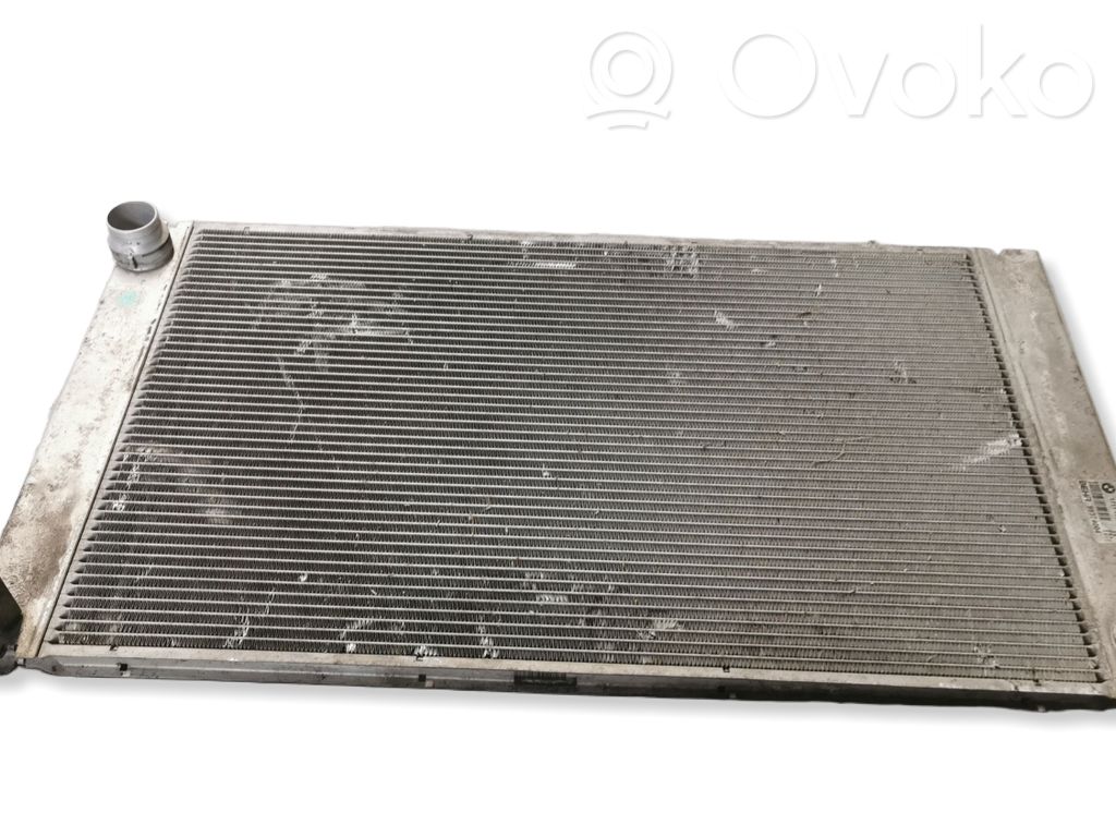 BMW 5 E60 E61 Aušinimo skysčio radiatorius 