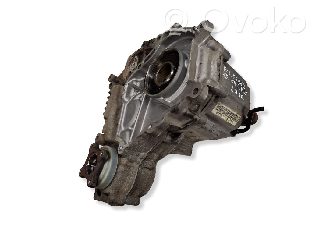 BMW 5 F10 F11 Skrzynia rozdzielcza / Reduktor 