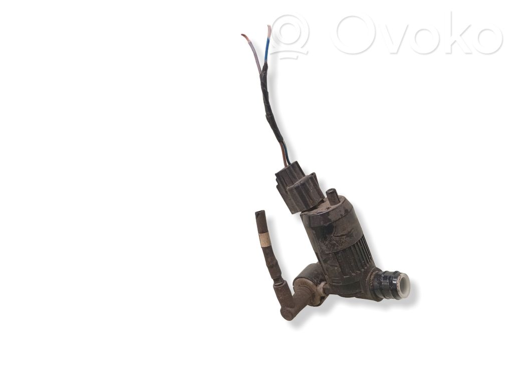 Windscreen/windshield washer pump   BA8317664AA,3F171758,PUM812169
