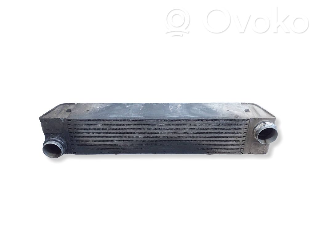 BMW 7 E65 E66 Interkūlerio radiatorius 