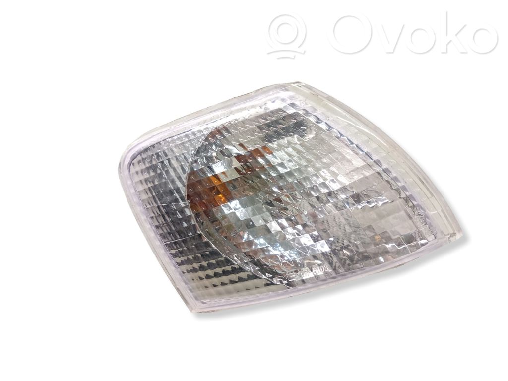 Volkswagen PASSAT B5 Front indicator light 