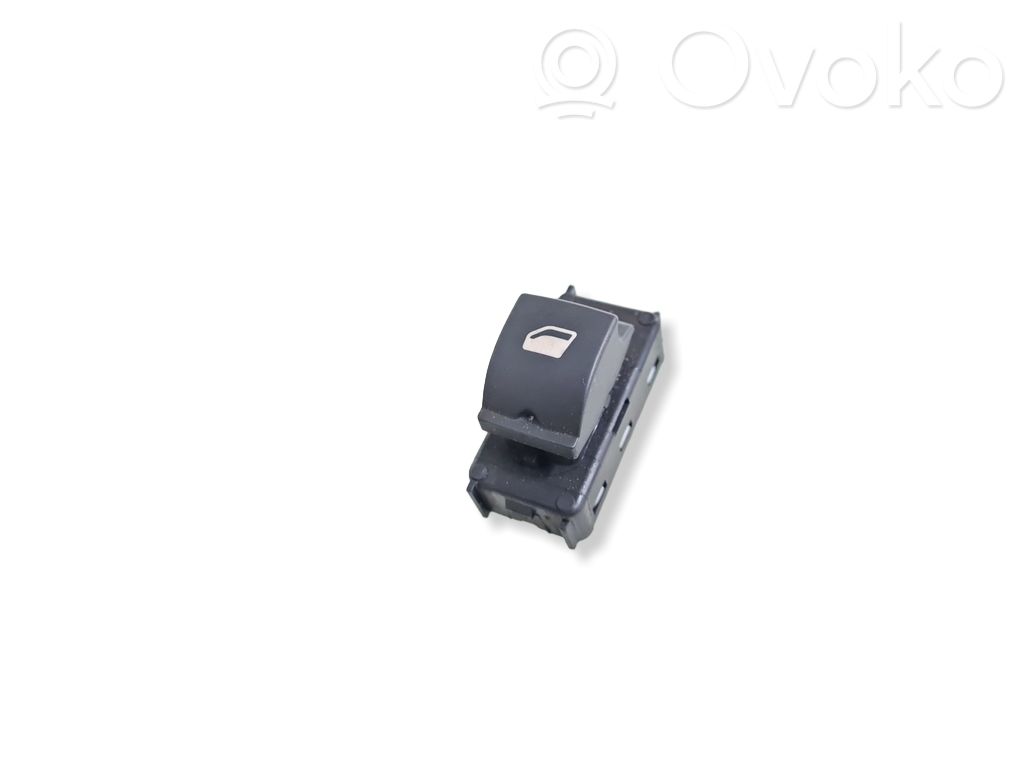 Peugeot 2008 II Electric window control switch 