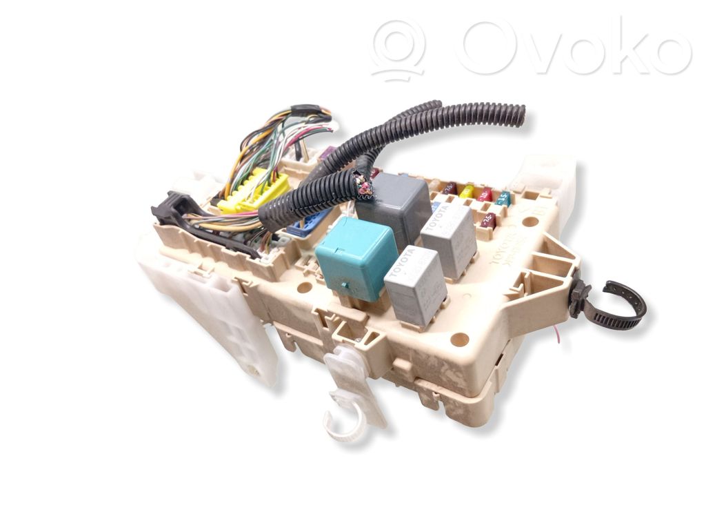 Módulo de fusible   892210F030,9008087019,9008087030,9008087031