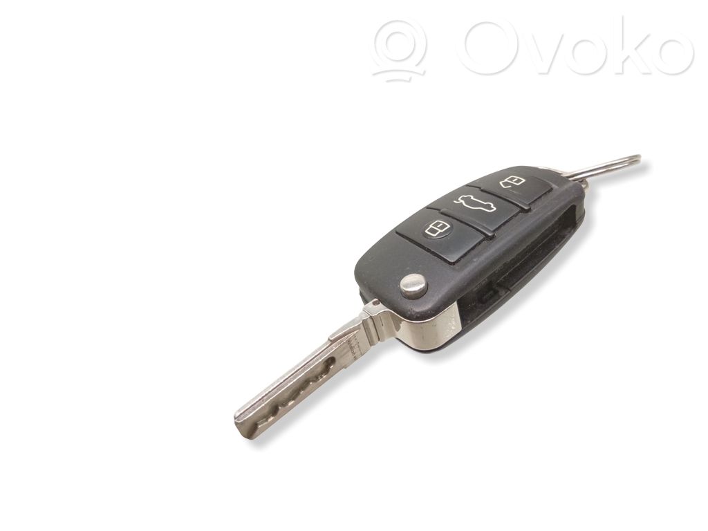 Audi A1 Ignition key/card 