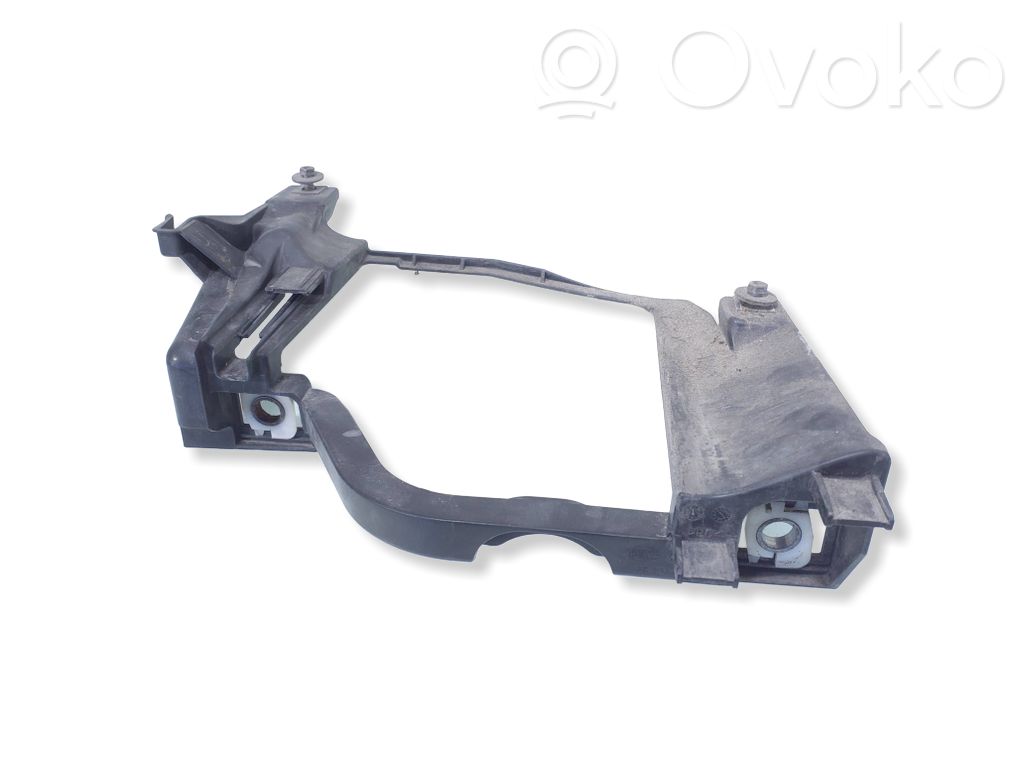 BMW 5 E60 E61 Headlight/headlamp mounting bracket 