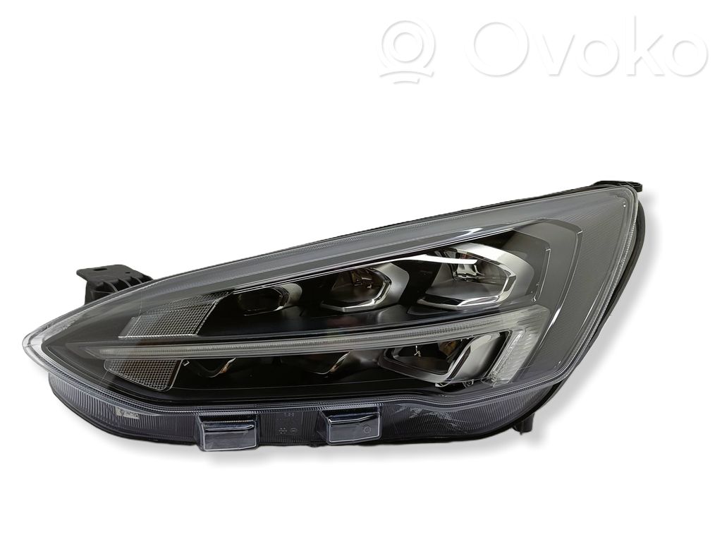 Ford Focus Etu-/Ajovalo 