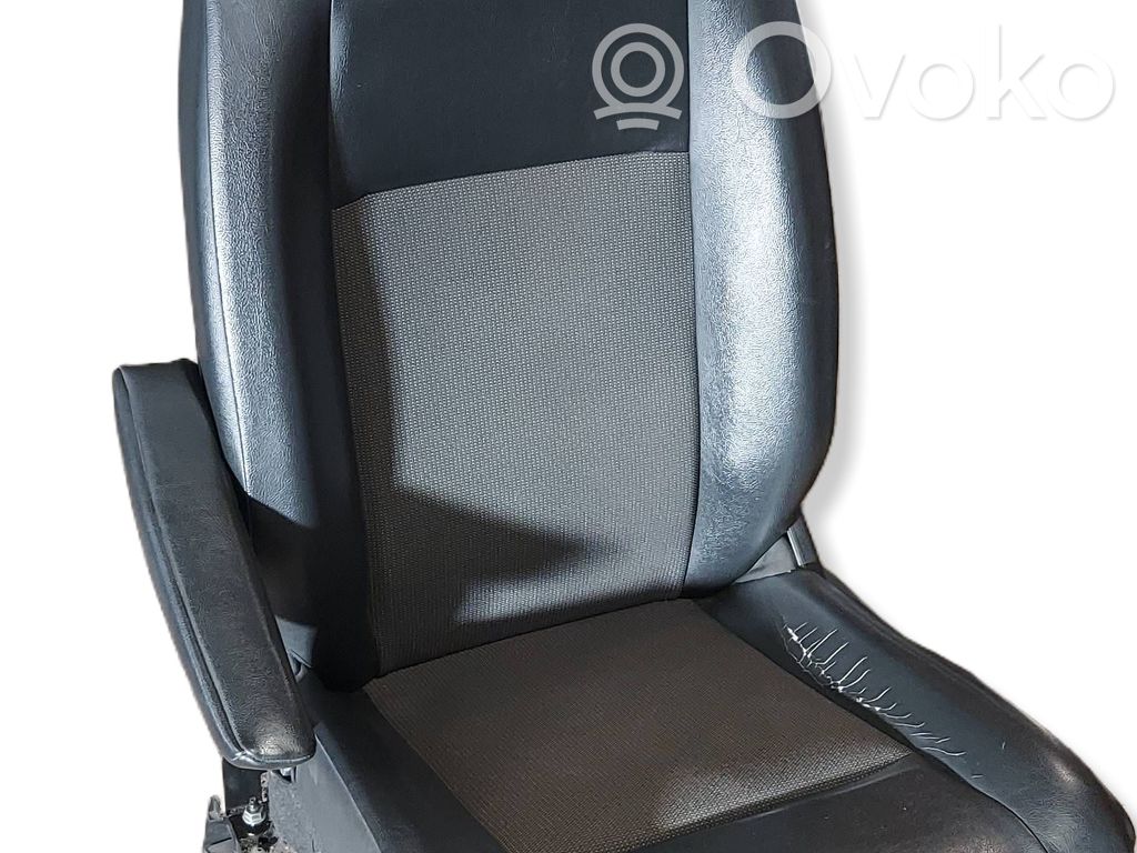 Toyota Proace Fotel przedni kierowcy 