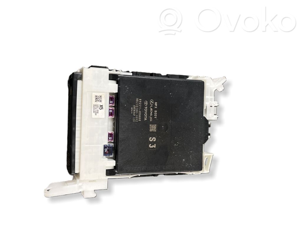 Módulo de fusible   892210DA80,8273052R90,8267252230