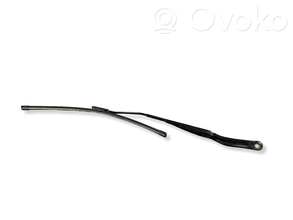 Renault Captur Windshield/front glass wiper blade 