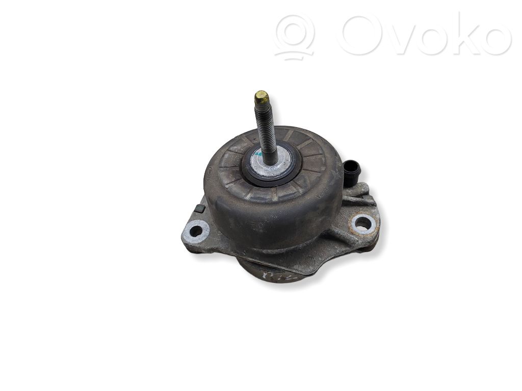 Ford Mustang VI Engine mount bracket 