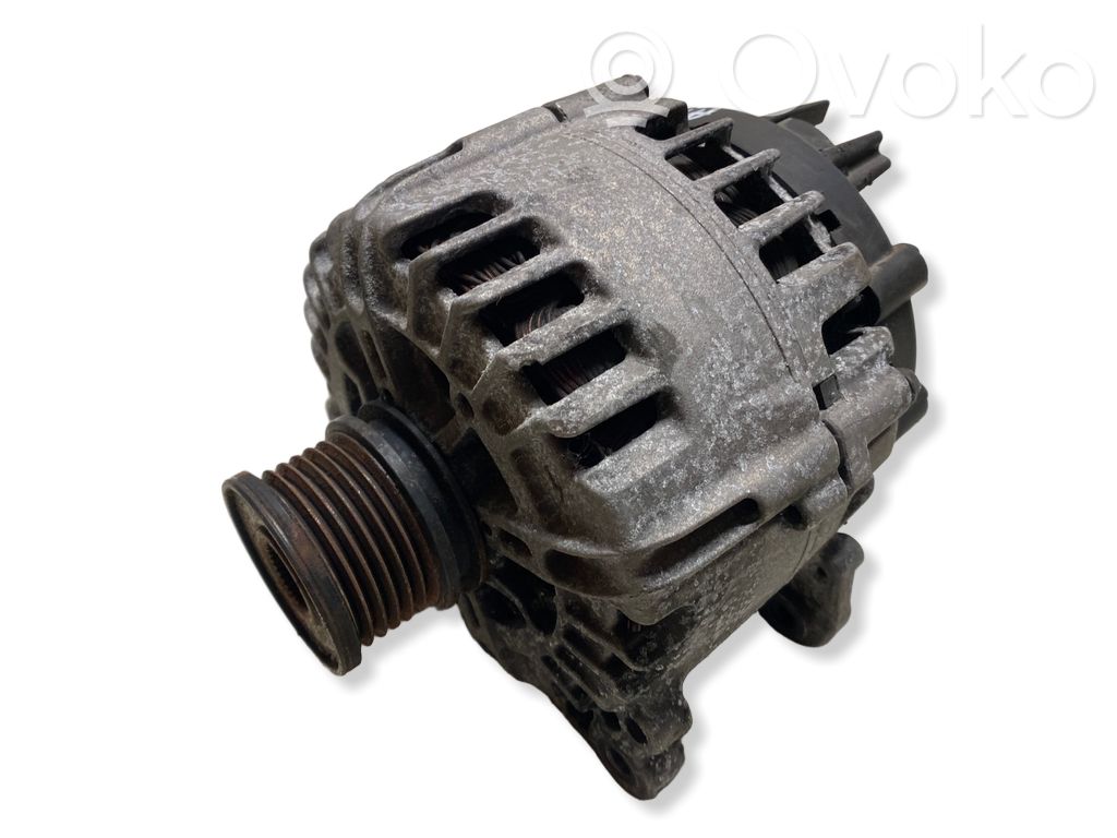 Audi A4 S4 B8 8K Generator/alternator 