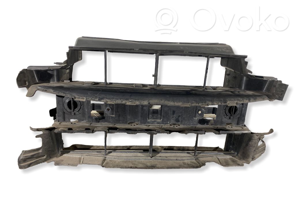 Ford Kuga II Radiator cooling fan shroud 