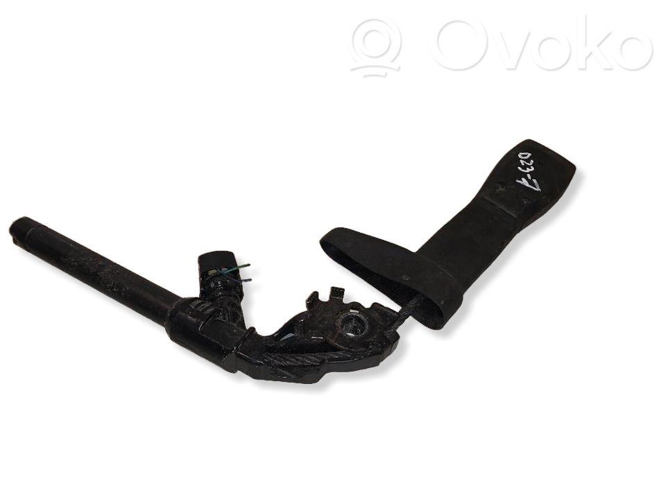Volvo V50 Front seatbelt 