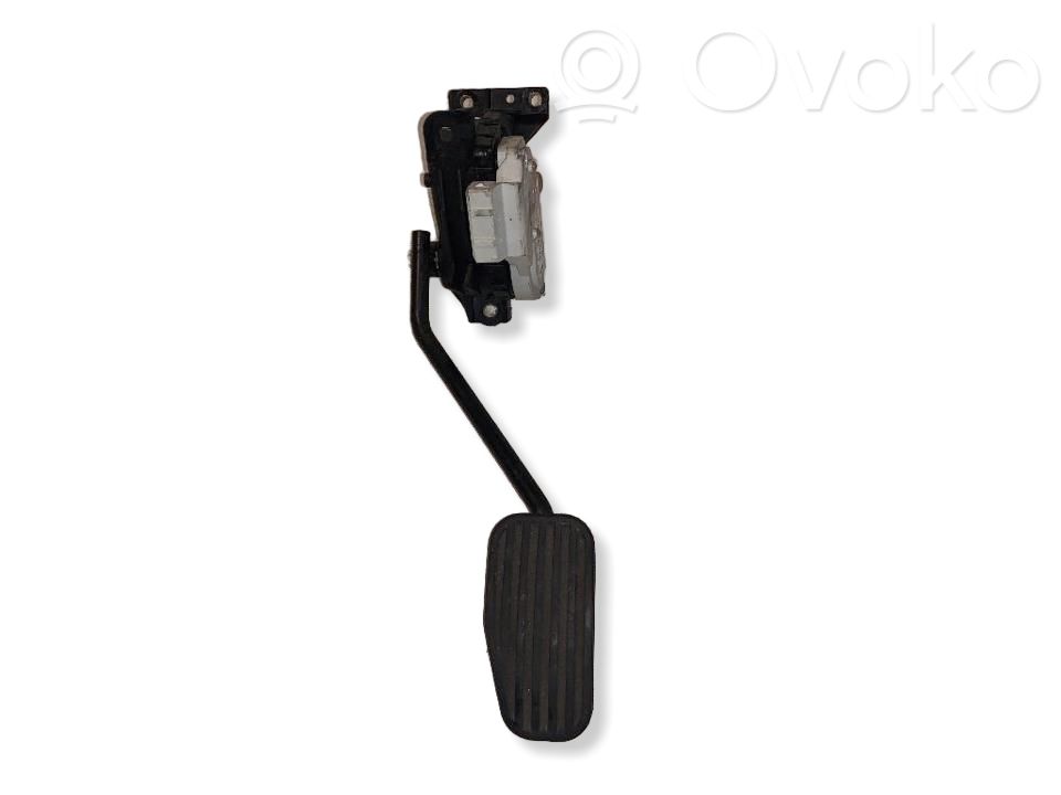 Volvo XC90 Accelerator throttle pedal 